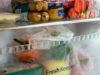 Снова деньги на помойку: какие продукты нужно хранить в ящике холодильника, чтобы они не портились