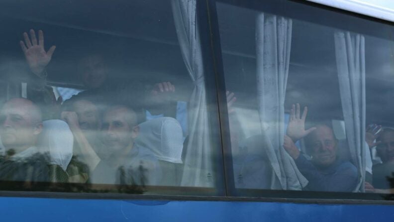 Понад 300 захисників повернули з російського полону у форматі 1000 на 1000