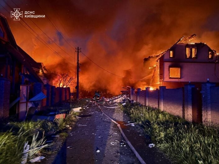 Ніч терору: Російська армія завдала масованого удару по Україні — є загиблі та поранені