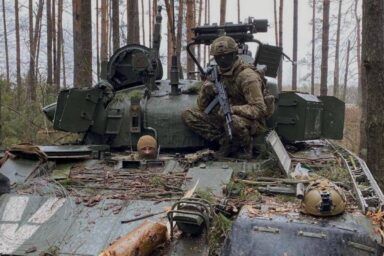 Фото до: День Сил спеціальних операцій: Зеленський змінив дату відзначення