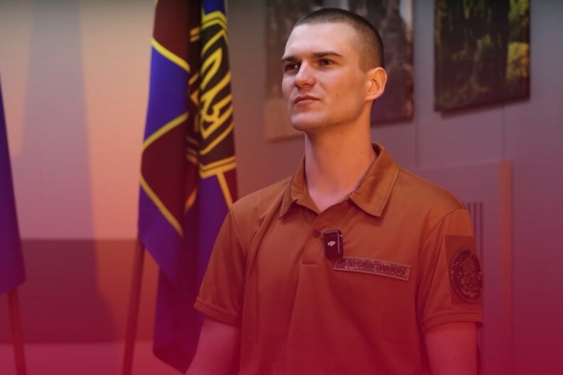 Першу пісню присвятив мамі… Історія оборонця Азовсталі, якого у полоні рятувала музика
