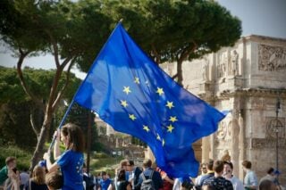 опитування Eurobarometer