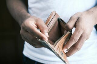 Почему задерживают выплаты ВПЛ