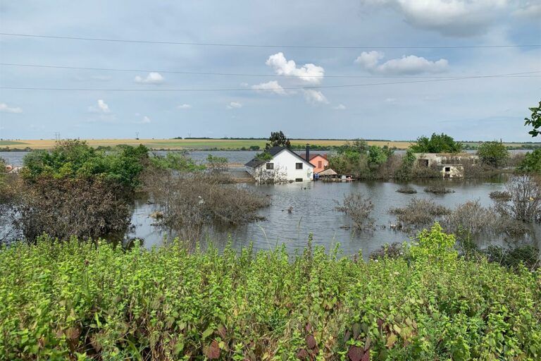 Фото к: Реакция российских официальных лиц