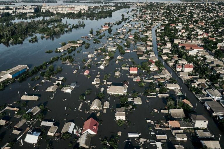 подрыв каховской ГЭС