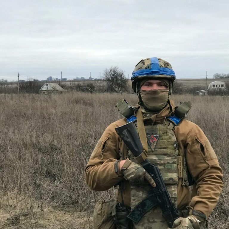 Фото 2 до: У 17 вирішив долучитися до війська: історія Володимира