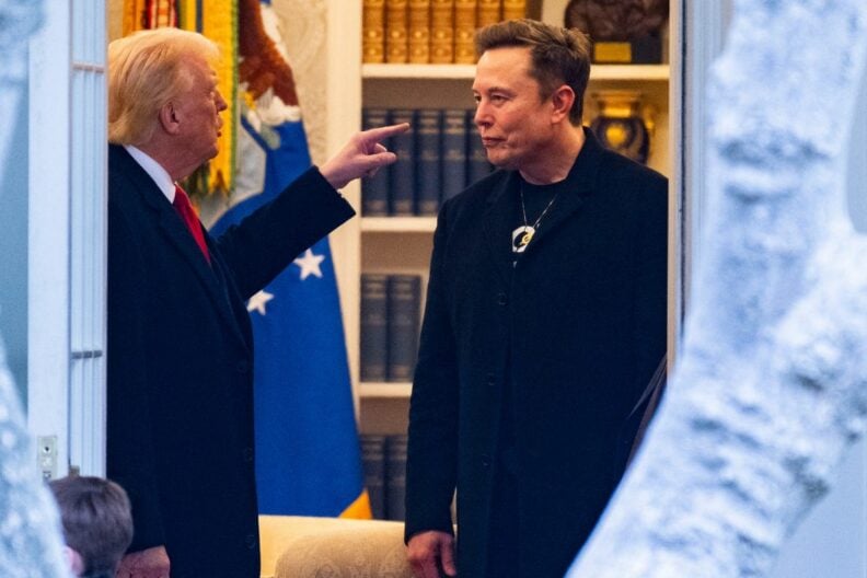 трамп та маск сварка