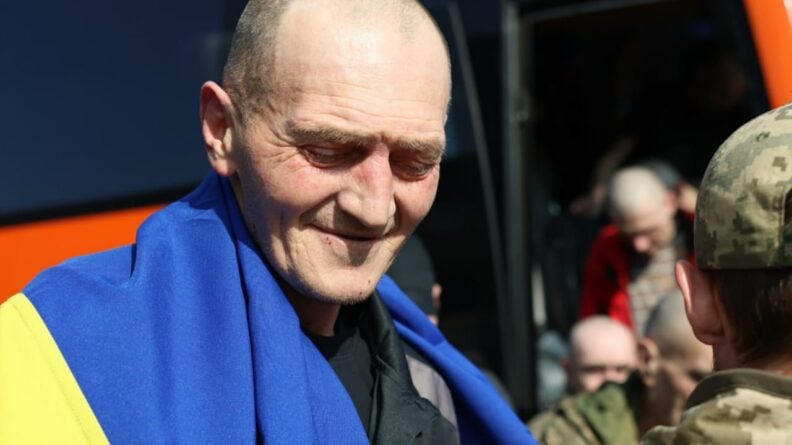 Обмін полоненими 10 червня: додому повертається молодь і важкопоранені захисники