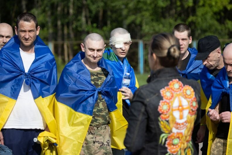 Обмін полоненими 10 червня: додому повертається молодь і важкопоранені захисники