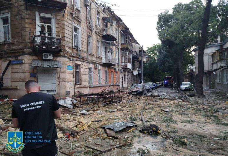 Удар по роддому в Одессе: россияне атаковали город беспилотниками