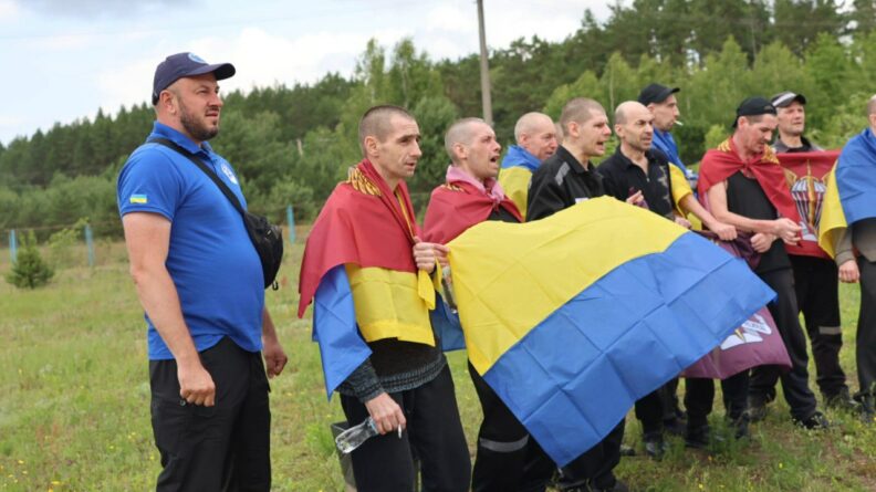 Обмін: Україна повернула з полону важкохворих і тих, кого вважали зниклими безвісти