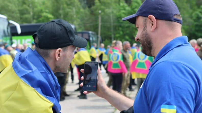 Обмін: Україна повернула з полону важкохворих і тих, кого вважали зниклими безвісти