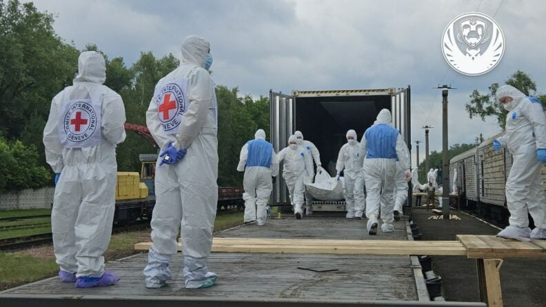1200 героїв повернули додому: Україна репатріювала тіла захисників