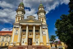 Неймовірне, але “безхазяйне”? Пам’ятки архітектури України — в якому стані, чи реставрує їх держава та куди ідуть кошти