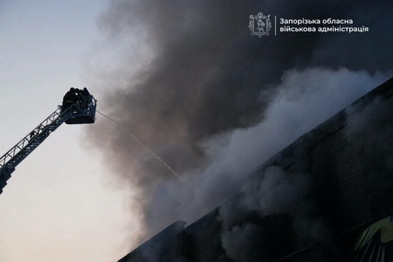 Нічна атака дронами на Запоріжжя: поранено двох поліцейських