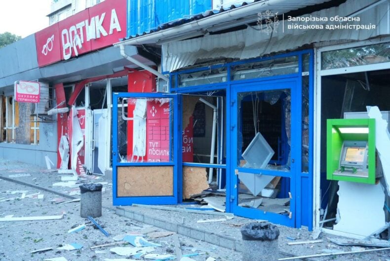Нічна атака дронами на Запоріжжя: поранено двох поліцейських