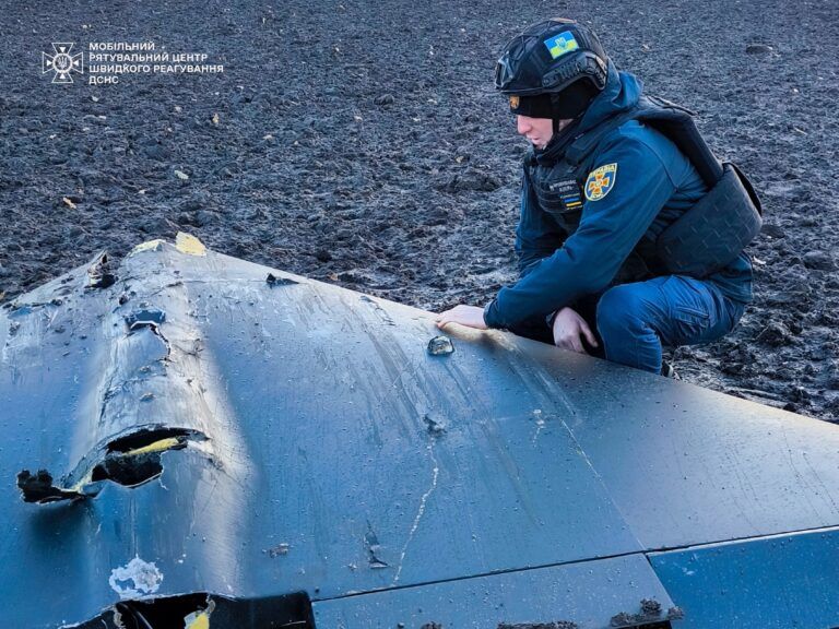 Фото 1 до: Вимкнення мобільного зв’язку під час тривог: що обговорюють у Раді