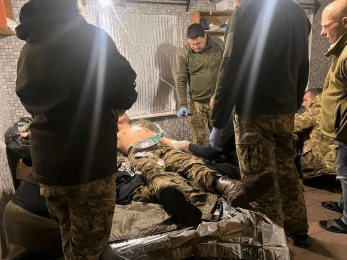 Не залишити в пеклі: як евакуаційні групи рятують тіла загиблих під вогнем