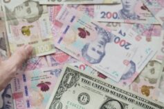 середня зарплата в україні 2025