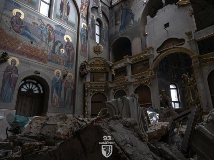 Знелюднена і понівечена: як тримається Костянтинівка під нищівними ударами росіян — репортаж