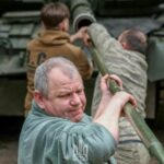 Стирают Торецк с лица земли: защитники о подготовке россиян и огне в городе
