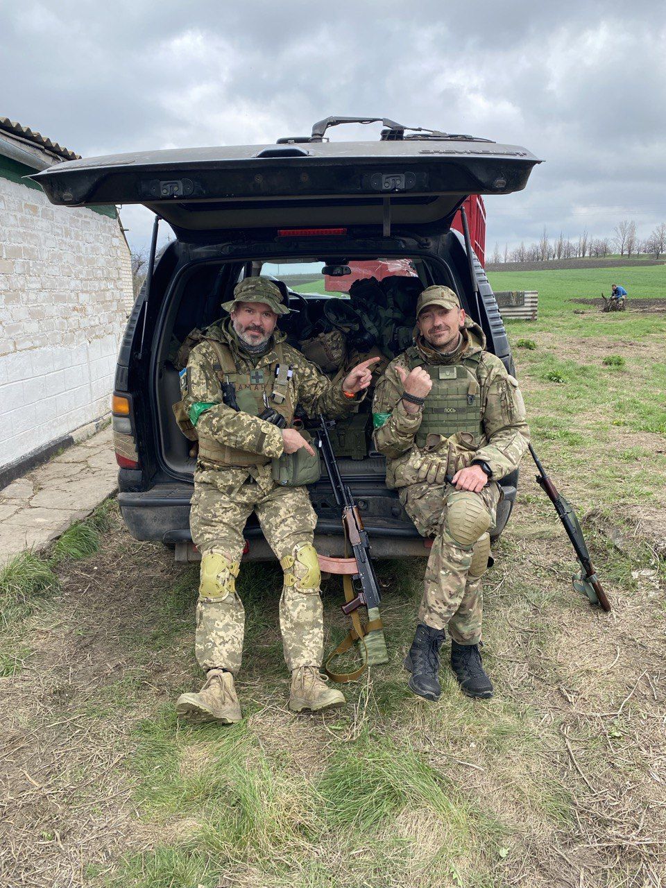 Дружба з побратимами