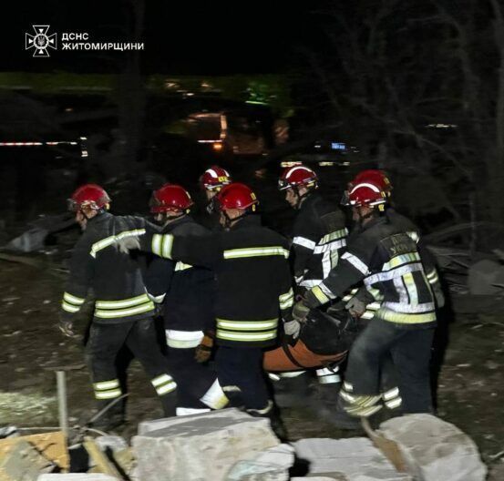 Житомир всколыхнул взрыв: горят автобус и дома, есть погибшие (ОБНОВЛЕНО)