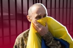 Не бачить білого світу: як живе матір із новонародженим сином у бомбосховищі Харкова