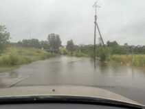 Львів затопило: вулиці йдуть під воду — фото, відео