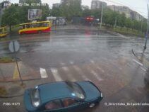 Львів затопило: вулиці йдуть під воду — фото, відео