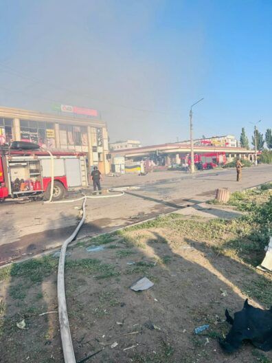 ФАБ-500 по магазину Аврора в Доброполье: в городе есть жертвы, много раненых (ОБНОВЛЕНО)