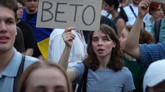 Мітинги через закон 12414