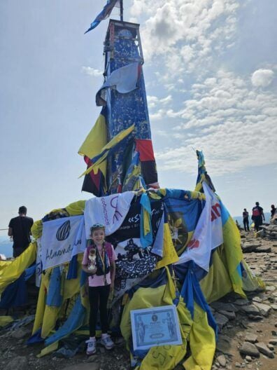 На Говерлу в 5 років! Регіна зі Львова самостійно підкорила найвищу гору України