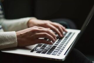 В какое число можно подавать документы для поступления