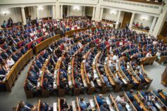 Доводиться багато працювати заради дітей: як живуть українські біженці в Португалії