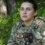 ”Единственный цветочек в подразделении”: история медика Бэмби, воюющей ради сына