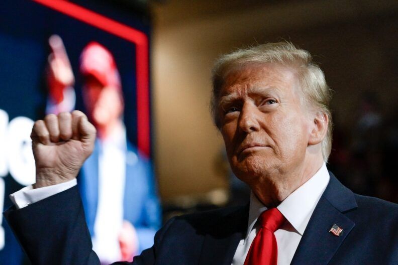 Тарифна атака: Трамп підвищив мита для десятків країн, Канаді — до 35%