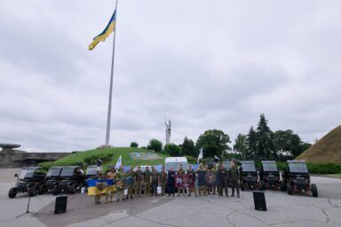 Допомога військовим від Українські вертольоти
