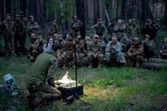 Осколок застряг у грудях: як командир Руслан з останніх сил шукав допомогу