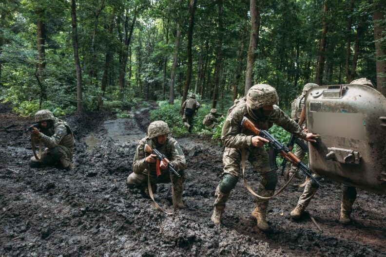 Понад 77 тисяч: Сирський про втрати РФ під час Курської операції