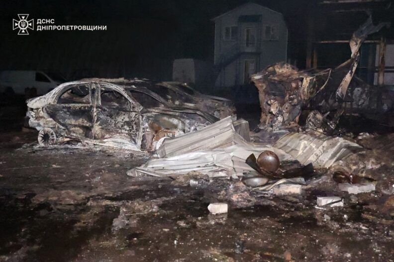 Діти кричали від страху: нічна атака на Дніпро — є постраждалі