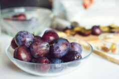 Мариновані сливи на зиму