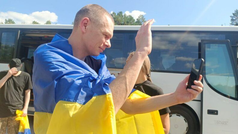 11 років були в неволі! Обмін полоненими 14 серпня: ФОТО