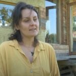 Дом из мусора: как дизайнер из Харькова дарит новую жизнь вещам из свалок