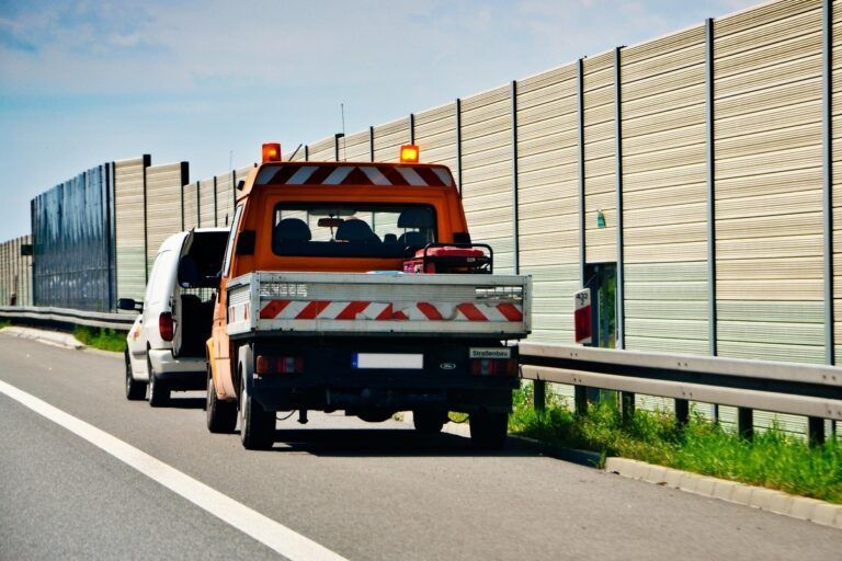 Що потрібно мати в автомобілі