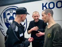 Двойной праздник! Украина вернула военных и гражданских в День независимости
