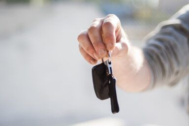 як продати авто через дію