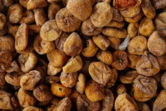 Як сушити груші в духовці, на сонці та в мікрохвильовій печі: покрокові інструкції