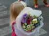 Без радісних фото на 1 вересня? Омбудсман закликав батьків не викладати у соцмережі дітей