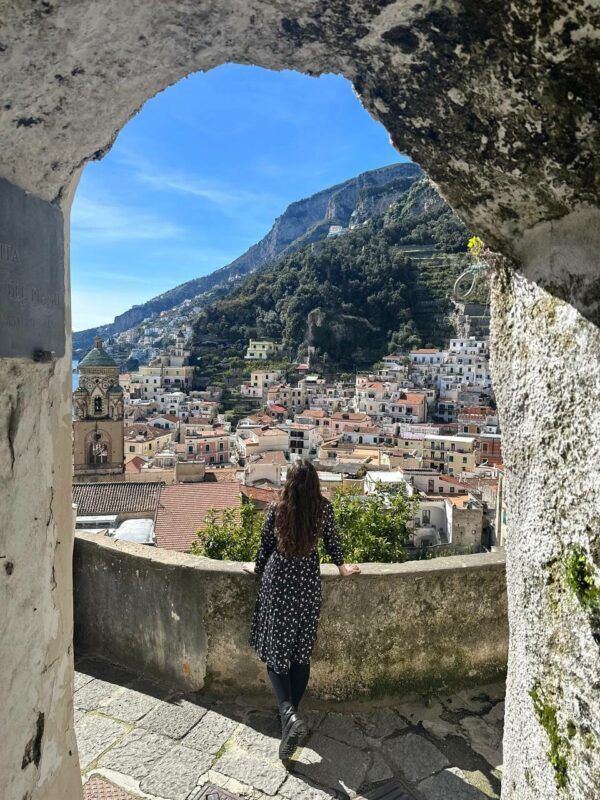 Фото до: Маріанна Олефір, вчителька англійської мови, засновниця мовного кафе, 25 років